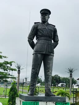 Chukwuemeka Odumegwu Ojukwu